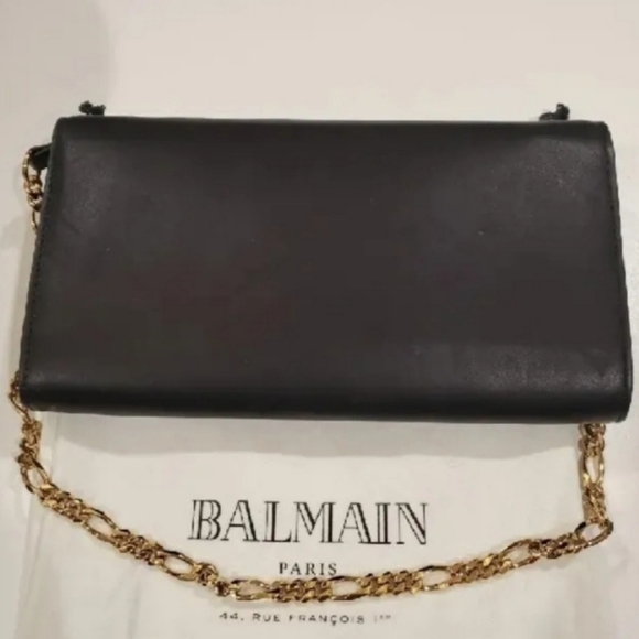 Balmain - Picture 2 of 3